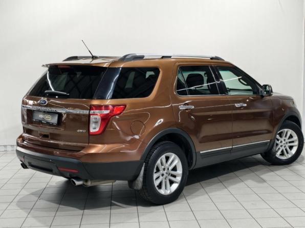 Ford Explorer V с пробегом 2011 года, цена 1 688 000 рублей, 205538 км, внедорожник, Автокод Объявления