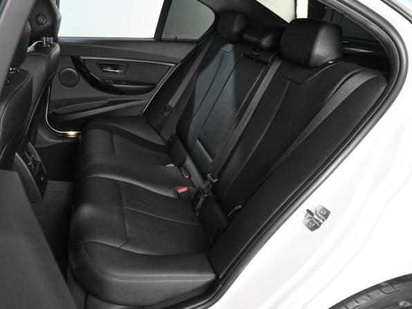 BMW 3 серии VI (F3x) Рестайлинг с пробегом 2015 года, цена 1 629 000 рублей, 101744 км, седан, Автокод Объявления