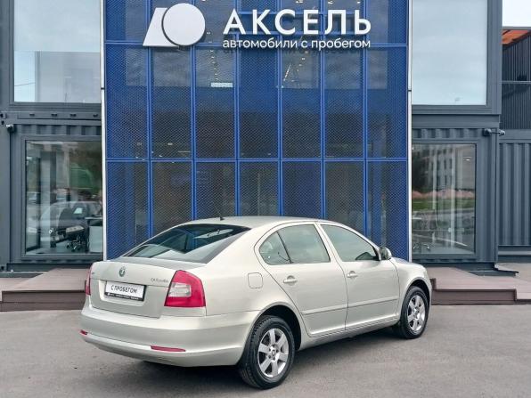 Skoda Octavia II (A5) Рестайлинг с пробегом 2013 года, цена 831 000 рублей, 185000 км, лифтбек, Автокод Объявления