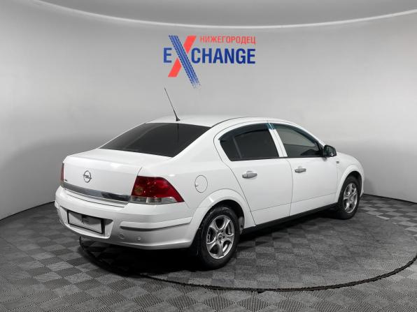 Opel Astra H Рестайлинг с пробегом 2013 года, цена 434 000 рублей, 173975 км, седан, Автокод Объявления