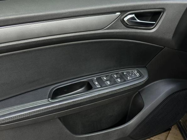 Renault Arkana I с пробегом 2021 года, цена 1 750 000 рублей, 93048 км, внедорожник, Автокод Объявления