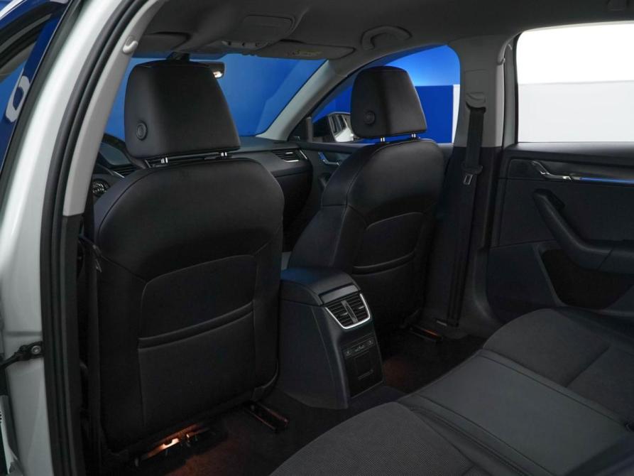 Skoda Octavia III (A7) Рестайлинг Москва  - изображение 11