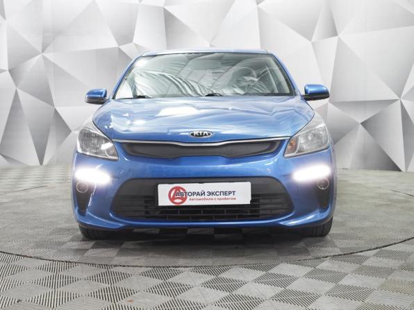 Kia Rio IV с пробегом 2018 года, цена 885 000 рублей, 217000 км, седан, Автокод Объявления