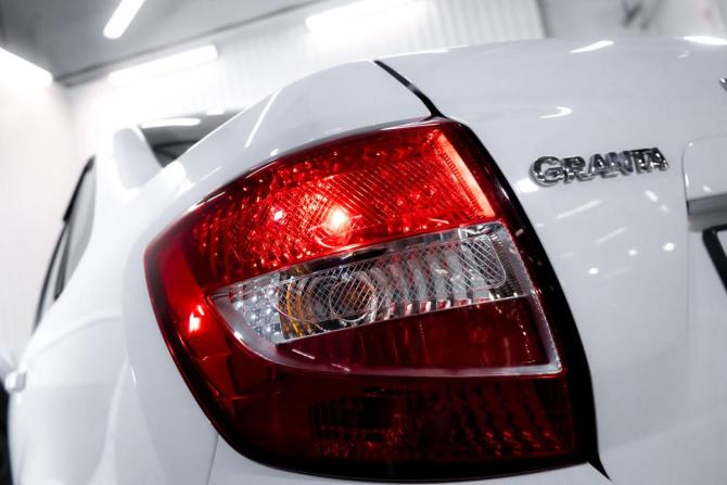 Lada (ВАЗ) Granta I Рестайлинг с пробегом 2023 года, цена 899 000 рублей, 32000 км, седан, Автокод Объявления