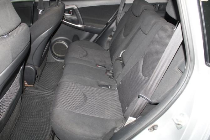 Toyota RAV4 III (XA30) с пробегом 2008 года, цена 1 300 000 рублей, 223836 км, внедорожник, Автокод Объявления