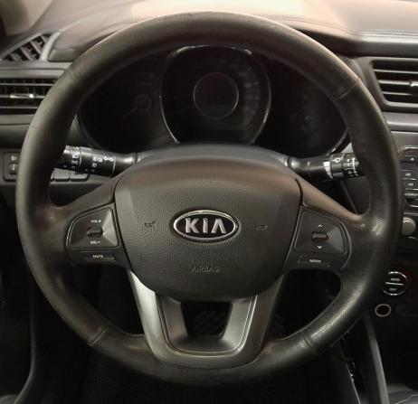 Kia Rio III с пробегом 2012 года, цена 655 000 рублей, 233000 км, седан, Автокод Объявления