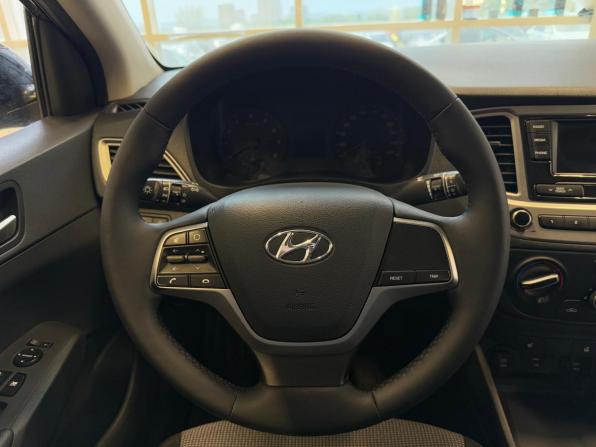 Hyundai Solaris II Рестайлинг с пробегом 2021 года, цена 1 490 000 рублей, 81550 км, седан, Автокод Объявления