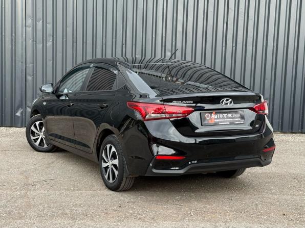 Hyundai Solaris II с пробегом 2018 года, цена 1 245 000 рублей, 67729 км, седан, Автокод Объявления