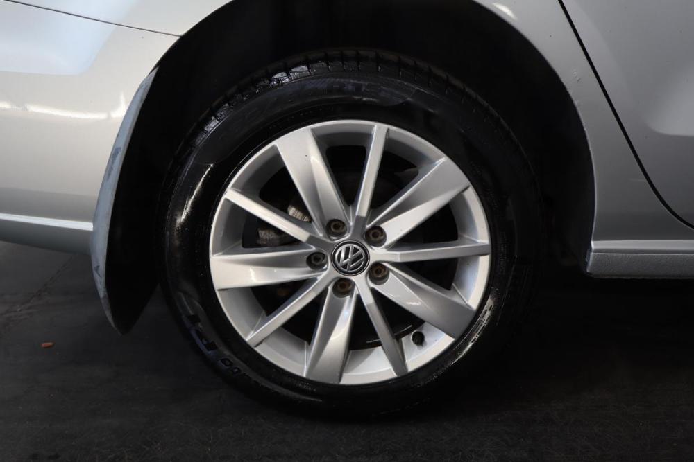 Volkswagen Polo V Рестайлинг Санкт-Петербург  - изображение 14