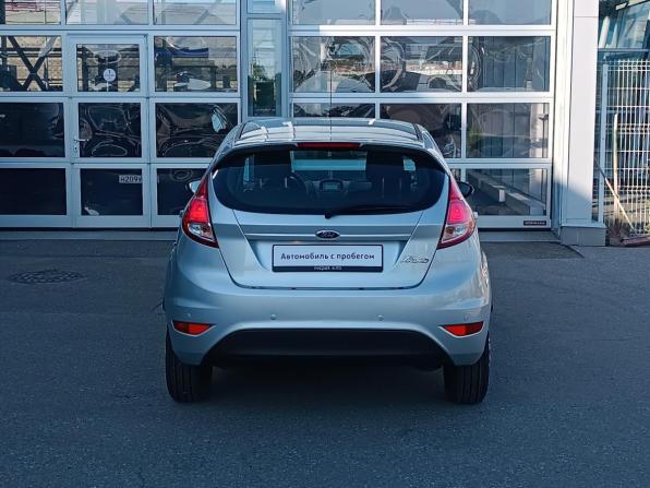 Ford Fiesta Mk6 Рестайлинг с пробегом 2016 года, цена 840 000 рублей, 84000 км, хэтчбек, Автокод Объявления