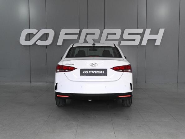 Hyundai Solaris II Рестайлинг с пробегом 2021 года, цена 1 615 000 рублей, 124198 км, седан, Автокод Объявления