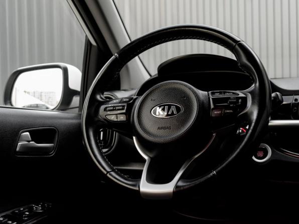 Kia Morning III с пробегом 2017 года, цена 1 250 000 рублей, 87010 км, хэтчбек, Автокод Объявления