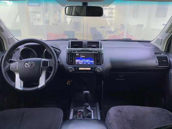 Toyota Land Cruiser Prado 150 Series Рестайлинг 1 с пробегом 2014 года, цена 2 625 000 рублей, 415610 км, внедорожник, Автокод Объявления