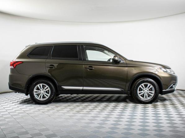 Mitsubishi Outlander III Рестайлинг 2 с пробегом 2015 года, цена 1 697 000 рублей, 154000 км, внедорожник, Автокод Объявления