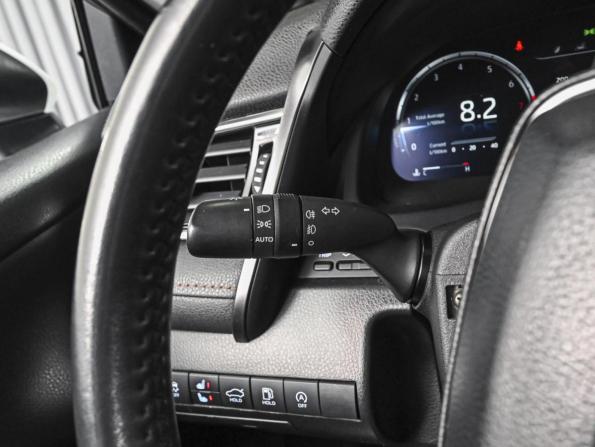 Toyota Camry VIII (XV70) Рестайлинг с пробегом 2022 года, цена 3 049 000 рублей, 49301 км, седан, Автокод Объявления
