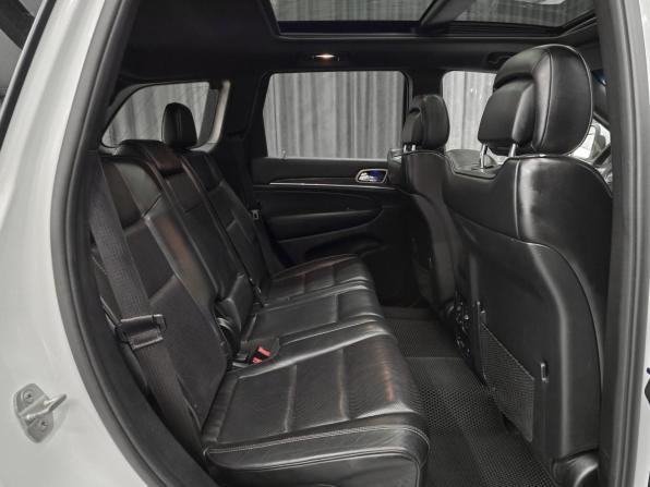 Jeep Grand Cherokee IV (WK2) Рестайлинг с пробегом 2013 года, цена 2 170 000 рублей, 186000 км, внедорожник, Автокод Объявления
