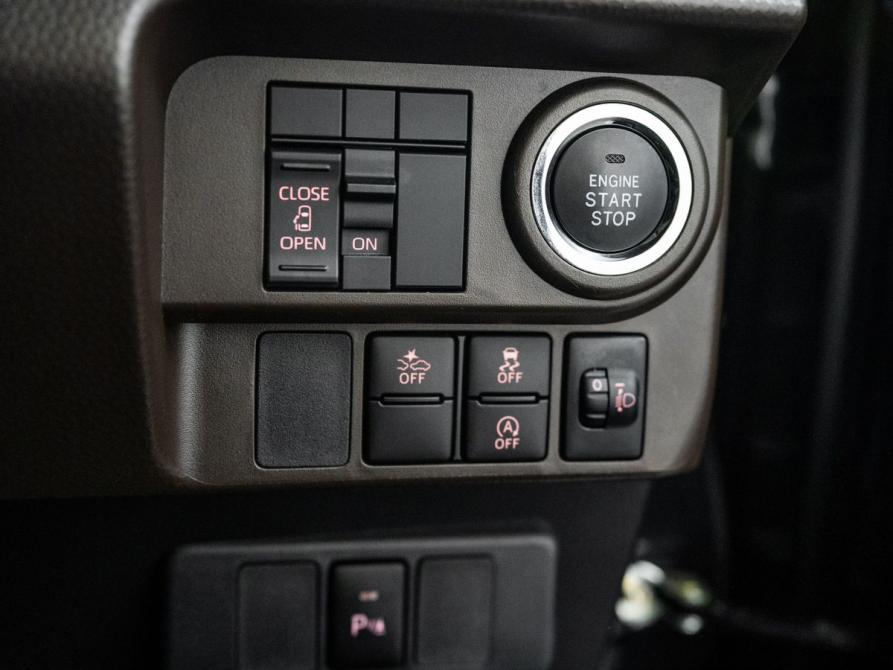 Toyota Roomy I Рестайлинг Иркутск  - изображение 15