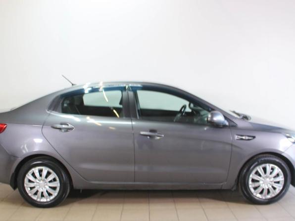 Kia Rio III Рестайлинг с пробегом 2015 года, цена 1 114 600 рублей, 69000 км, седан, Автокод Объявления