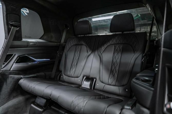 Новый BMW X7 I (G07) Рестайлинг 2026 года, цена 17 600 000 рублей, внедорожник, Автокод Объявления