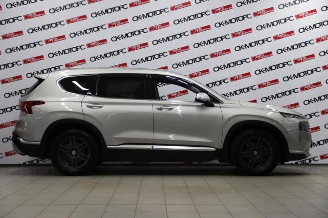 Hyundai Santa Fe IV Рестайлинг с пробегом 2021 года, цена 3 495 170 рублей, 77706 км, внедорожник, Автокод Объявления