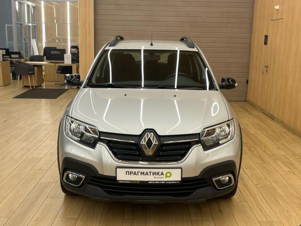 Renault Sandero II Рестайлинг с пробегом 2018 года, цена 1 079 000 рублей, 99900 км, хэтчбек, Автокод Объявления