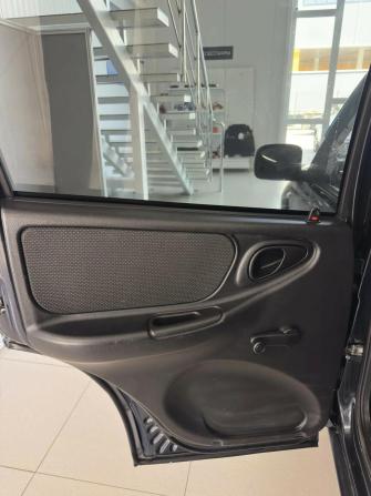 Chevrolet Niva I Рестайлинг с пробегом 2012 года, цена 494 000 рублей, 124000 км, внедорожник, Автокод Объявления