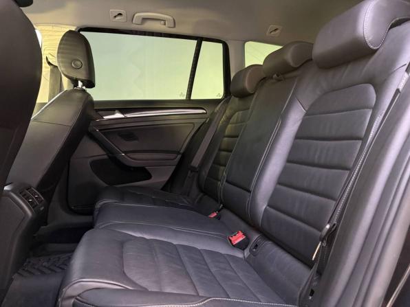 Volkswagen Golf VII с пробегом 2014 года, цена 1 390 000 рублей, 81457 км, универсал, Автокод Объявления
