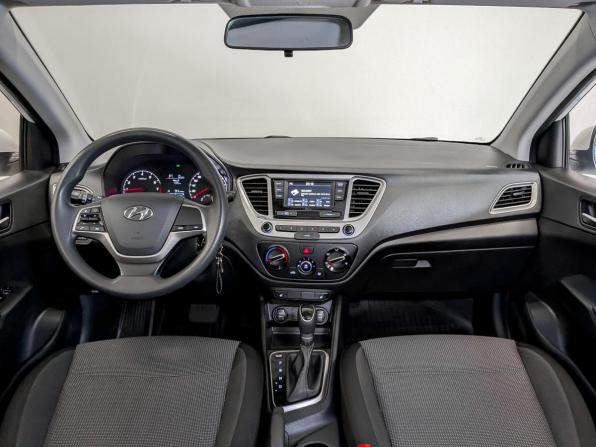 Hyundai Solaris II Рестайлинг с пробегом 2022 года, цена 1 615 000 рублей, 85069 км, седан, Автокод Объявления