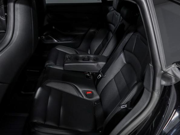 Porsche Taycan I с пробегом 2023 года, цена 12 386 580 рублей, 42783 км, универсал, Автокод Объявления