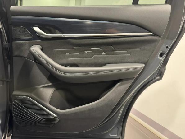 Geely Monjaro I с пробегом 2024 года, цена 3 340 000 рублей, 54315 км, внедорожник, Автокод Объявления