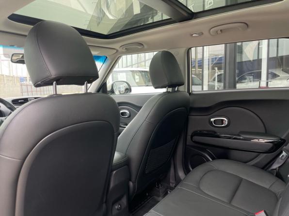 Kia Soul II Рестайлинг с пробегом 2017 года, цена 1 700 000 рублей, 44376 км, хэтчбек, Автокод Объявления