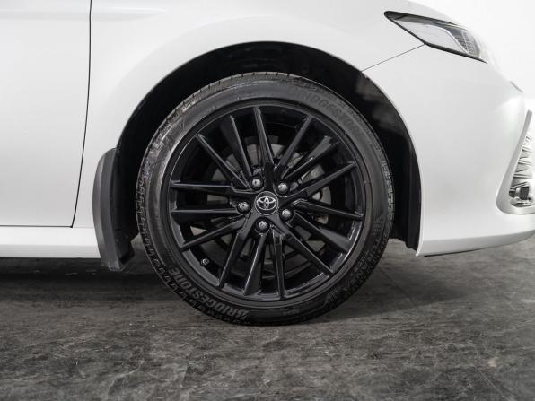 Toyota Camry VIII (XV70) Рестайлинг с пробегом 2021 года, цена 3 200 000 рублей, 27755 км, седан, Автокод Объявления