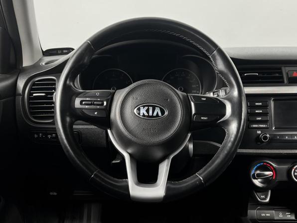 Kia Rio IV с пробегом 2018 года, цена 1 312 900 рублей, 118856 км, седан, Автокод Объявления