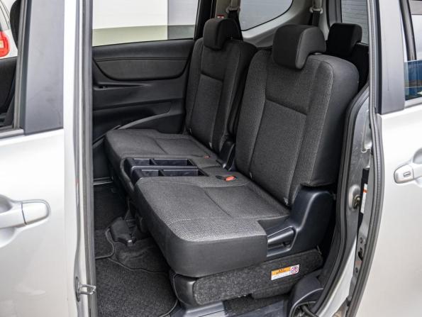 Toyota Sienta II Рестайлинг с пробегом 2020 года, цена 1 380 000 рублей, 142413 км, компактвэн, Автокод Объявления