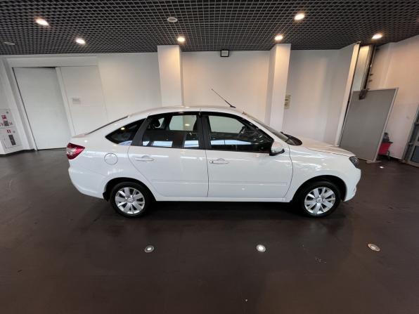Lada (ВАЗ) Granta I Рестайлинг с пробегом 2023 года, цена 930 000 рублей, 62555 км, лифтбек, Автокод Объявления