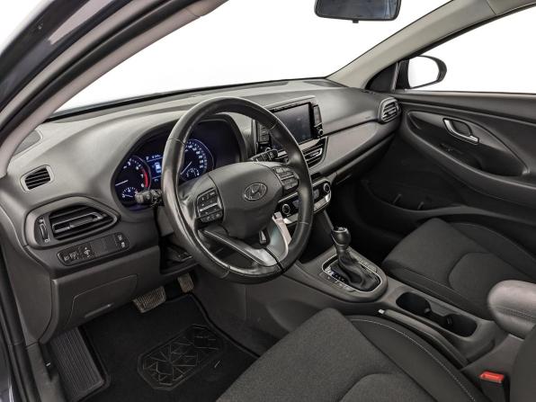 Hyundai i30 III Рестайлинг 2 с пробегом 2022 года, цена 1 780 000 рублей, 103890 км, универсал, Автокод Объявления