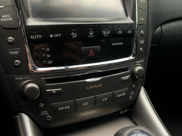 Lexus IS II Рестайлинг 2 с пробегом 2010 года, цена 1 460 000 рублей, 102613 км, седан, Автокод Объявления