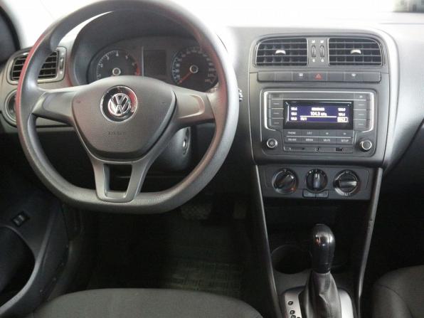 Volkswagen Polo V Рестайлинг с пробегом 2019 года, цена 1 130 000 рублей, 134174 км, седан, Автокод Объявления