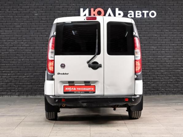 Fiat Doblo I Рестайлинг с пробегом 2013 года, цена 700 000 рублей, 172319 км, компактвэн, Автокод Объявления