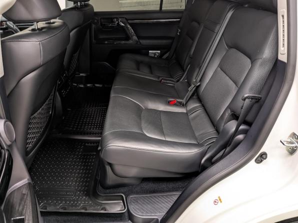 Toyota Land Cruiser 200 Series Рестайлинг 2 с пробегом 2017 года, цена 8 300 000 рублей, 29784 км, внедорожник, Автокод Объявления