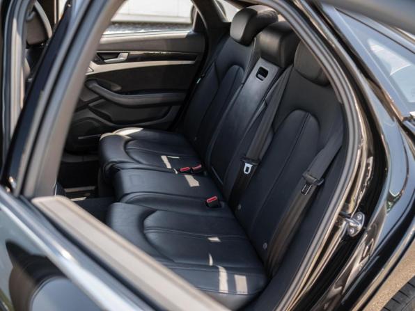 Audi S8 III (D4) с пробегом 2013 года, цена 2 650 000 рублей, 325955 км, седан, Автокод Объявления