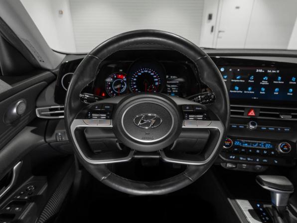 Hyundai Avante VII с пробегом 2021 года, цена 2 350 000 рублей, 93060 км, седан, Автокод Объявления