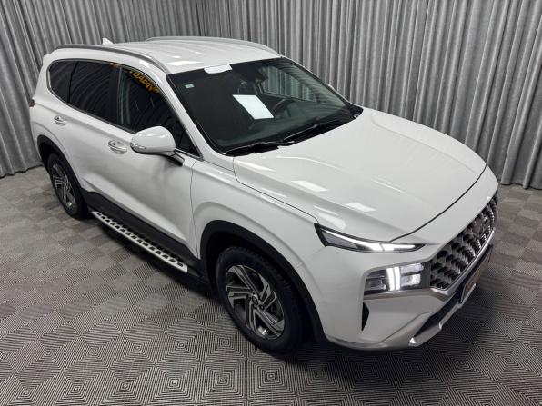 Hyundai Santa Fe IV Рестайлинг с пробегом 2022 года, цена 2 600 000 рублей, 121419 км, внедорожник, Автокод Объявления