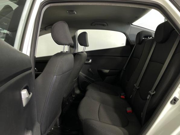 Kia Rio III Рестайлинг с пробегом 2015 года, цена 945 000 рублей, 85957 км, седан, Автокод Объявления