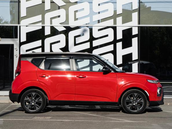 Kia Soul III с пробегом 2021 года, цена 1 650 000 рублей, 238225 км, хэтчбек, Автокод Объявления