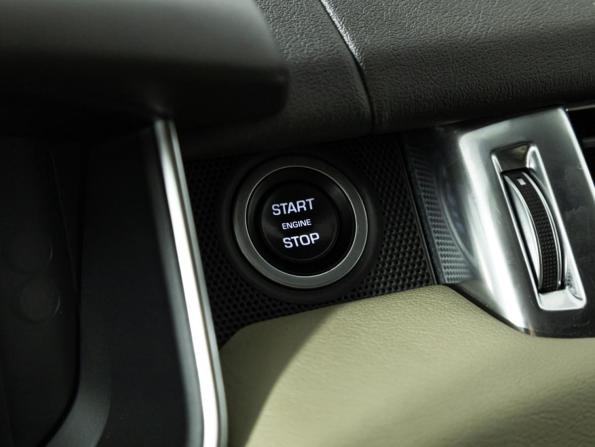 Land Rover Range Rover Sport II с пробегом 2016 года, цена 2 849 700 рублей, 186067 км, внедорожник, Автокод Объявления