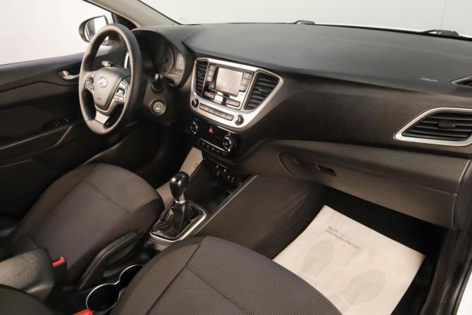 Hyundai Solaris II с пробегом 2017 года, цена 1 129 000 рублей, 141200 км, седан, Автокод Объявления