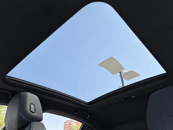 BMW 5 серии VIII (G60/G61/G68) с пробегом 2024 года, цена 6 650 000 рублей, 36370 км, седан, Автокод Объявления