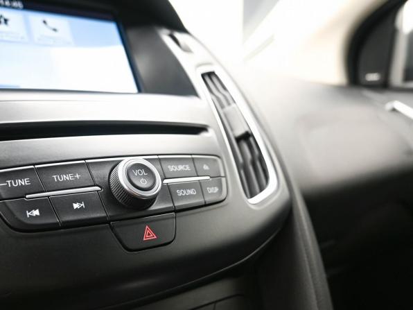 Ford Focus III Рестайлинг с пробегом 2017 года, цена 1 199 900 рублей, 210322 км, универсал, Автокод Объявления