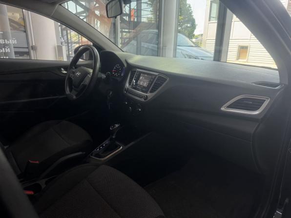Hyundai Solaris II Рестайлинг с пробегом 2021 года, цена 1 450 000 рублей, 161106 км, седан, Автокод Объявления